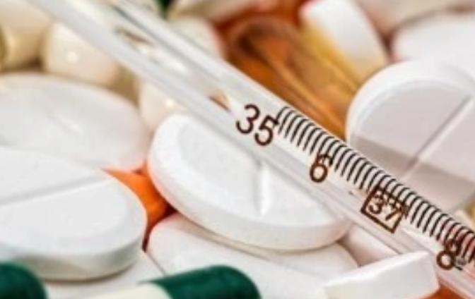 特朗普考虑对外国药品价格展开新一轮关税调查